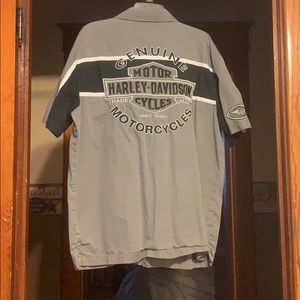 Gray Harley Davidson shirt. Size large